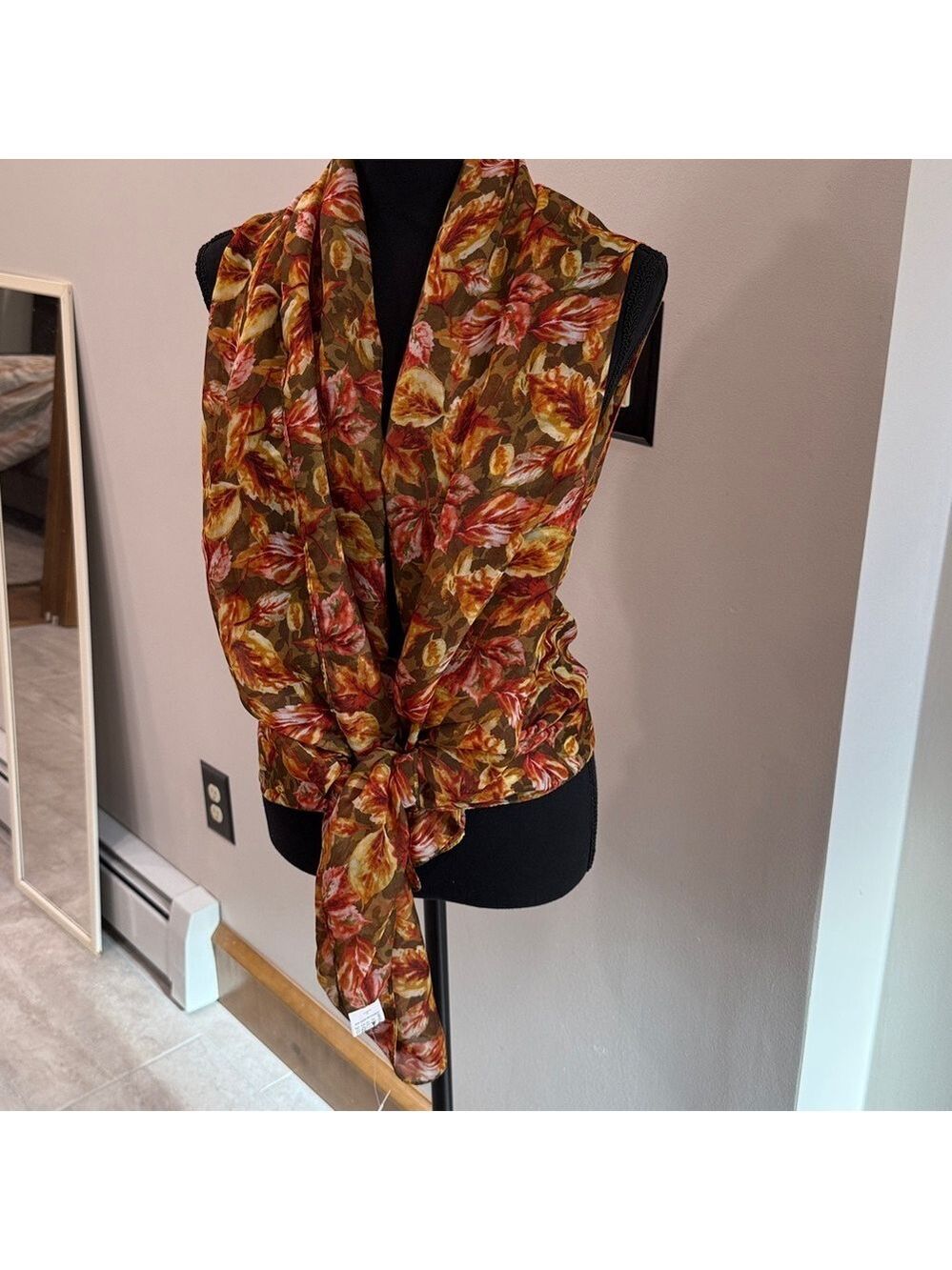 Accent by Lavello NWT Leaf Print Convertible Vest One size